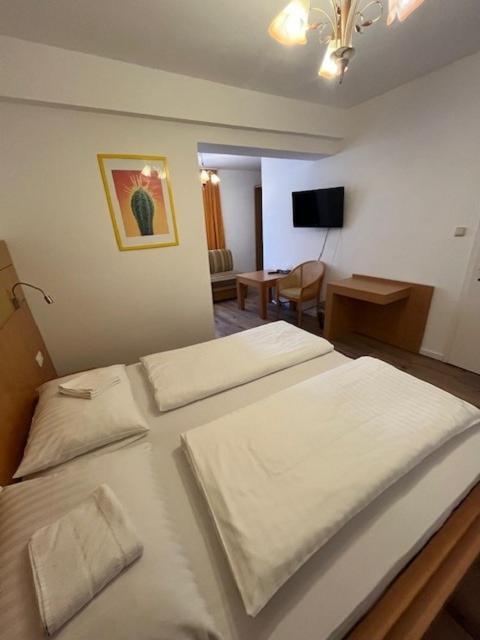 City Hotel Post 14 Braunau am Inn Eksteriør billede